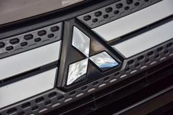 2020 Mitsubishi Outlander ES