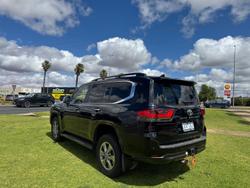 2024 Toyota Landcruiser Sahara