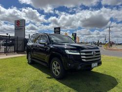 2024 Toyota Landcruiser Sahara