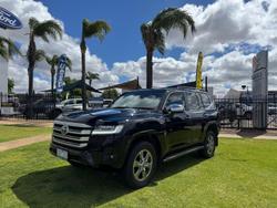 2024 Toyota Landcruiser Sahara