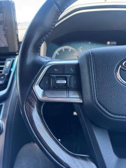 2024 Toyota Landcruiser Sahara