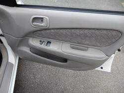 2000 Toyota Corolla Conquest Seca AE112R White