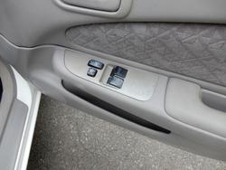 2000 Toyota Corolla Conquest Seca AE112R White