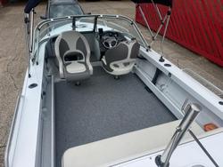 2018 QUINTREX 481 Fishabout