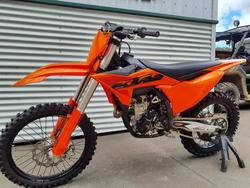 2025 KTM 250 SX-F SX-F Orange
