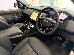 2025 Land Rover Range Rover Sport D350 Autobiography