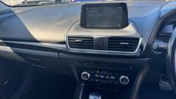 2018 Mazda 3 SP25 Astina