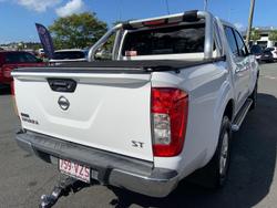 2015 Nissan Navara ST