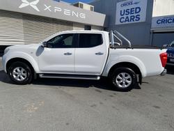 2015 Nissan Navara ST