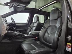 2013 Porsche Cayenne GTS