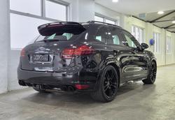 2013 Porsche Cayenne GTS