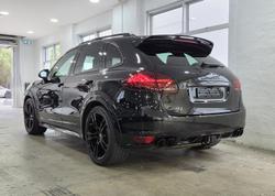 2013 Porsche Cayenne GTS