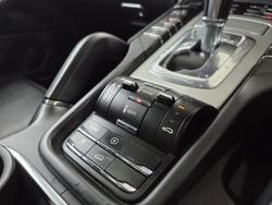 2013 Porsche Cayenne GTS