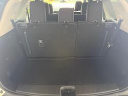 2024 Nissan Pathfinder ST-L