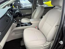 2019 Kia Carnival S