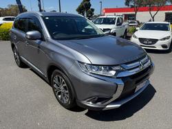 2017 Mitsubishi Outlander LS Safety Pack