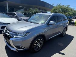 2017 Mitsubishi Outlander LS Safety Pack