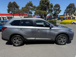 2017 Mitsubishi Outlander LS Safety Pack