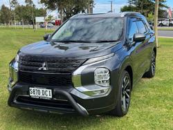 2024 Mitsubishi Outlander Exceed