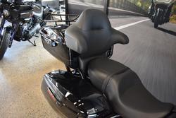 2025 Harley-davidson FLHXU STREET GLIDE ULTRA (117) VIVID BLACK