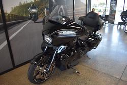 2025 Harley-davidson FLHXU STREET GLIDE ULTRA (117) VIVID BLACK