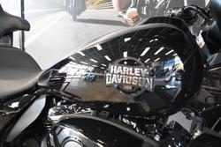 2025 Harley-davidson FLHXU STREET GLIDE ULTRA (117) VIVID BLACK