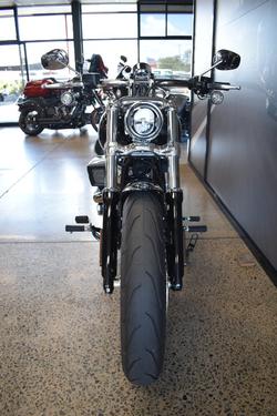 2025 Harley-davidson FXBR BREAKOUT (117) VIVID BLACK