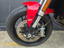 2019 DUCATI MONSTER 821 RED