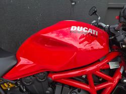 2019 DUCATI MONSTER 821 RED