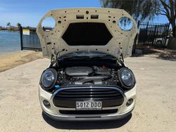 2020 MINI Hatch Cooper