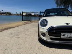 2020 MINI Hatch Cooper