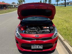 2017 Kia Rio SLi