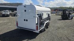 2025 McNeill 4 Dog Super Deluxe