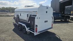 2025 McNeill 4 Dog Super Deluxe