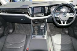 2019 Volkswagen Touareg 190TDI Launch Edition