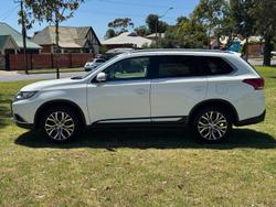 2017 Mitsubishi Outlander LS