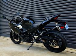 2018 Kawasaki Ninja 400 (EX400G) Ninja Black