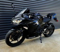 2018 Kawasaki Ninja 400 (EX400G) Ninja Black