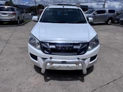 2015 Isuzu D-MAX SX MY15 4x2 Splash White