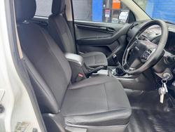 2015 Isuzu D-MAX SX MY15 4x2 Splash White