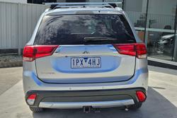 2016 Mitsubishi Outlander LS