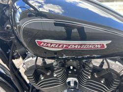 2010 Harley-Davidson XL1200C SPORTSTER CUSTOM