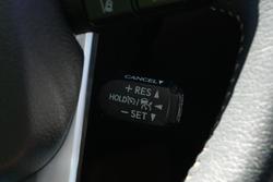 2022 Toyota Hilux SR5