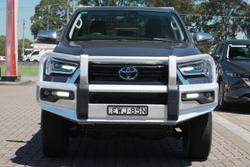 2022 Toyota Hilux SR5