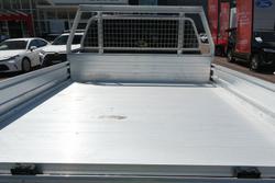 2022 Toyota Hilux SR5