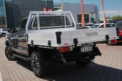 2022 Toyota Hilux SR5