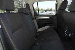 2022 Toyota Hilux SR5