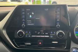 2022 Toyota Kluger GX