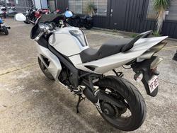 Triumph 2005 SPRINT ST ABS SILVER