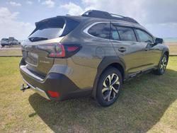 2022 Subaru Outback AWD Touring